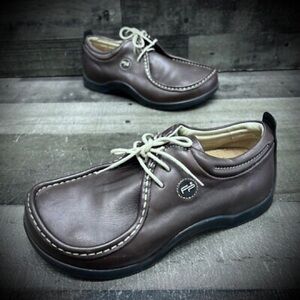 Black footprints Leather Lace-Up Slip-On Loafers